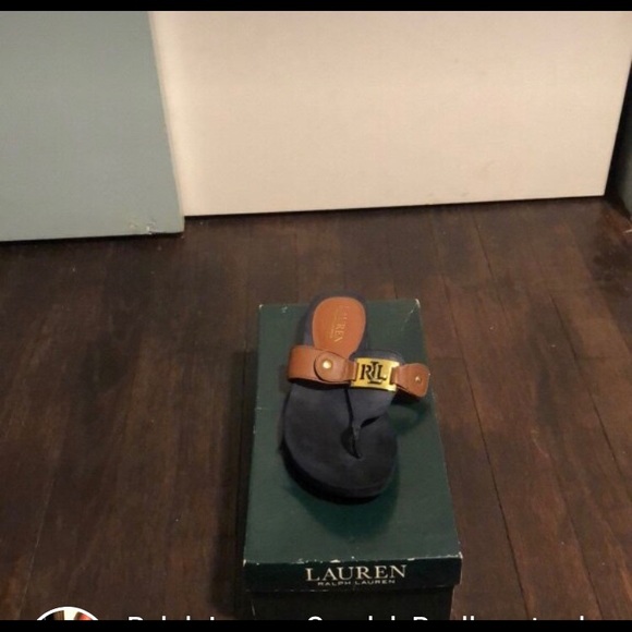 I’m selling wedge heeled MK shoes. Worn twice - Picture 2 of 7